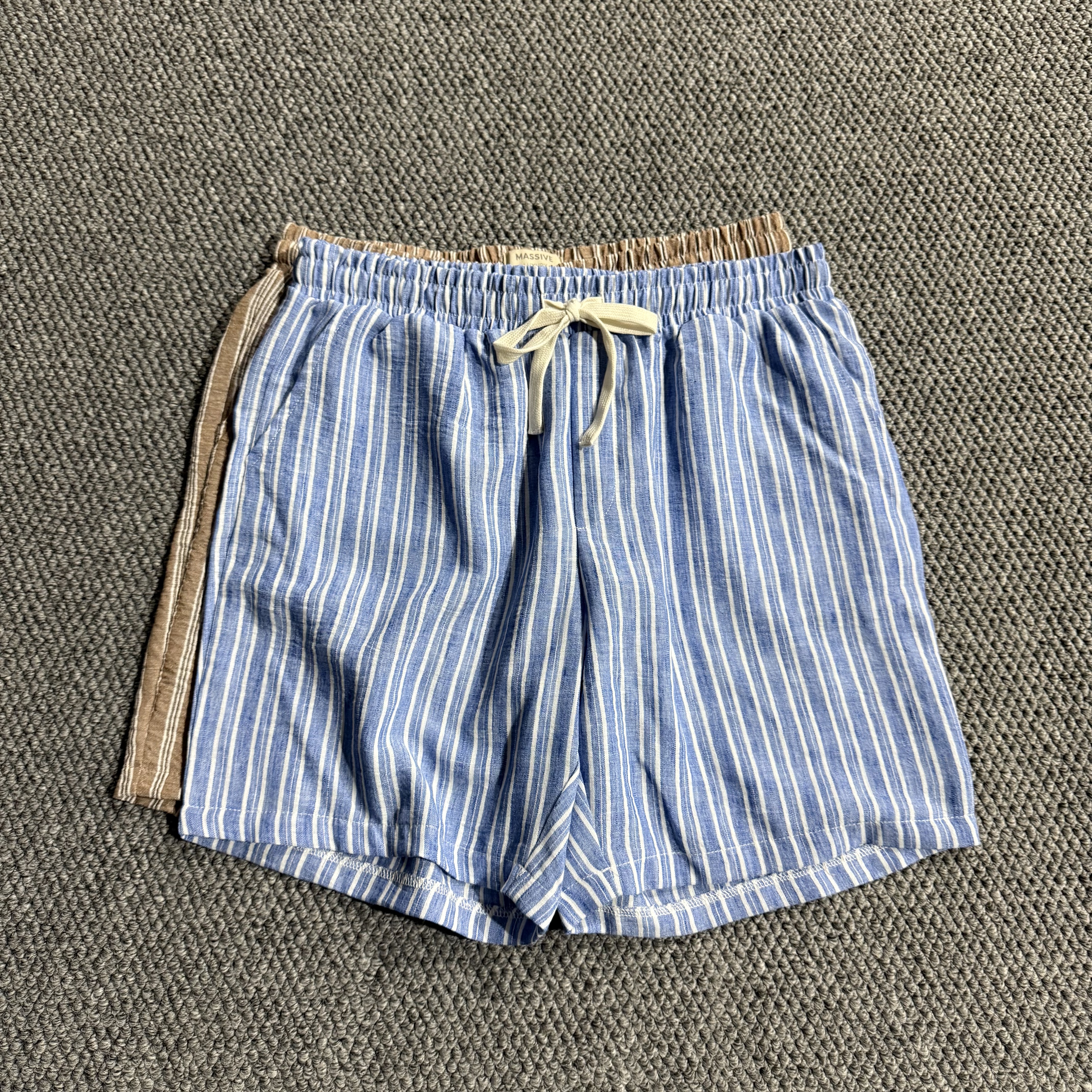 男款夏季抽绳松紧腰基础款复古条纹沙滩度假居家休闲清爽百搭短裤图片