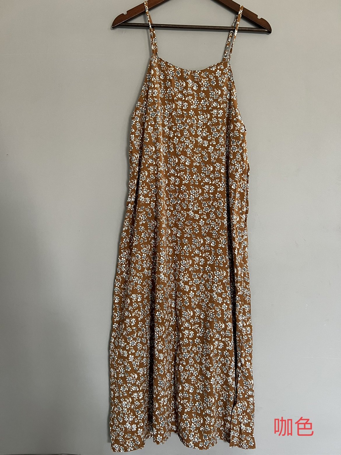 外贸原单碎花吊带连衣裙女小众设计感海边度假气质内搭碎花长裙,女装/女士精品,连衣裙,淘宝优惠券,粉丝福利购,淘宝优惠卷