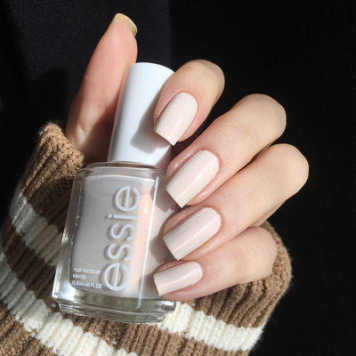 ESSIE指甲油高级感奶白色偏光