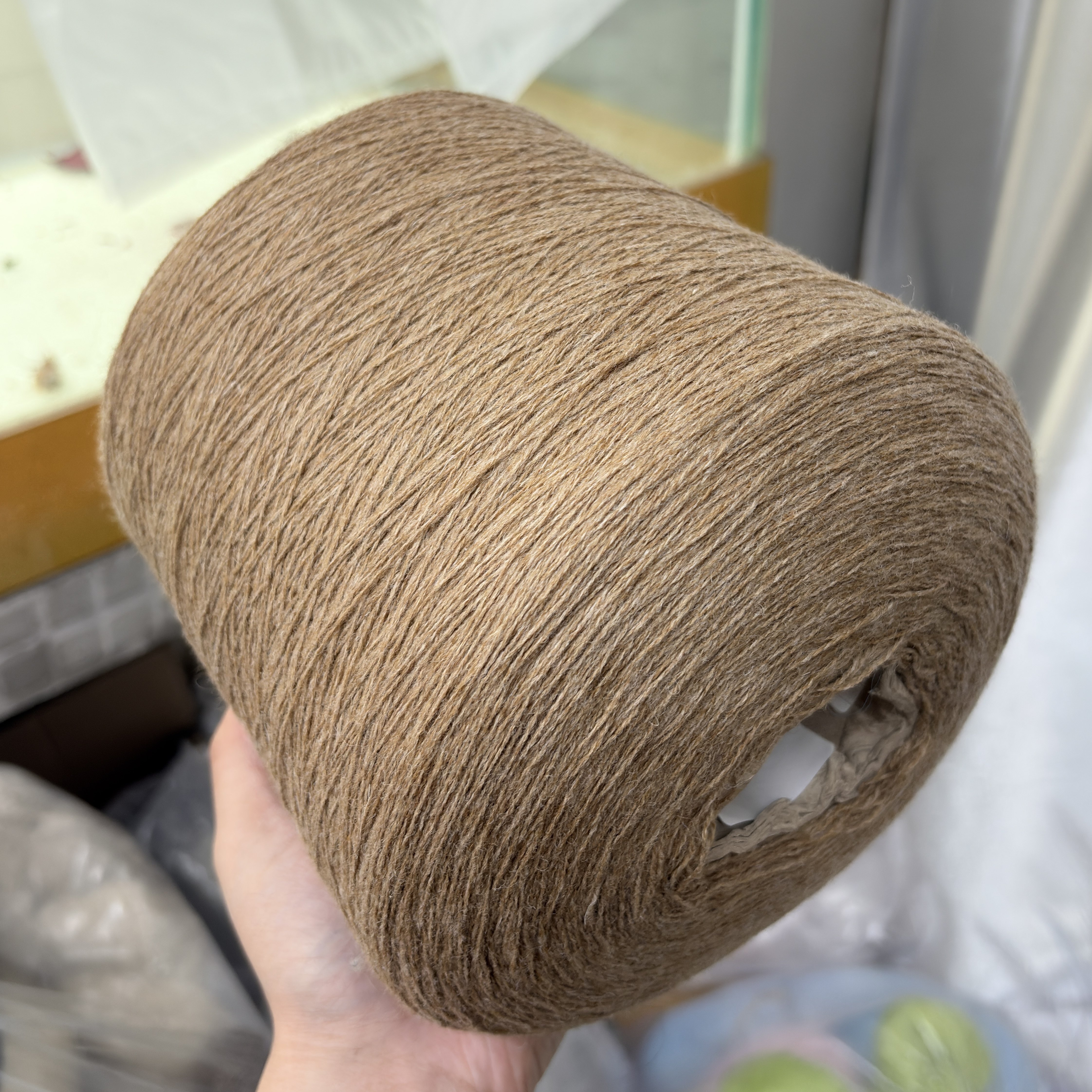 美拉德驼-英伦风100%羊羔绒苏格兰KNOLL品牌原筒今年流行饼干色