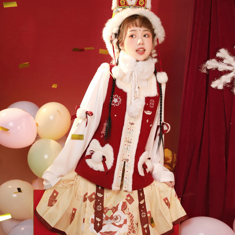 清仓原创狮狮如意明制汉服拜年秋冬加绒马面裙短袄三件套日常方领