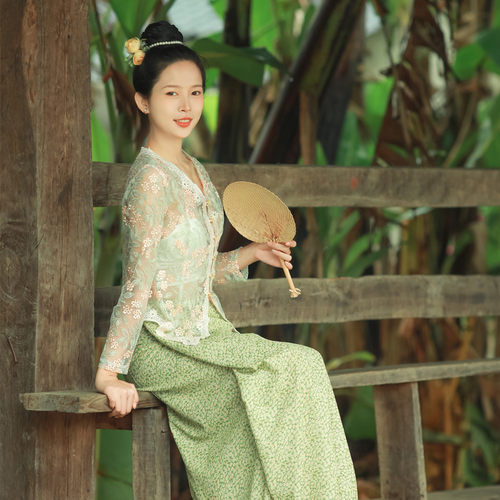 娘惹清晰绿色沙芭利2024年