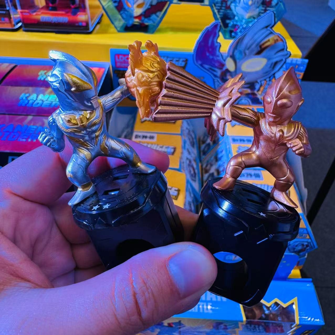 【送稀有款】奥特曼尖峰对决人偶