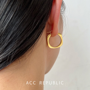 accrepublic 简约金属耳环女小众设计感高级秋冬轻奢气质耳扣耳饰