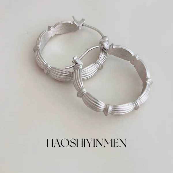 设计师款通体S925纯银镀铑金拉丝竹节耳环小众高级时尚纹理耳扣,饰品/流行首饰/时尚饰品新,银饰耳饰,淘宝优惠券,粉丝福利购,淘宝优惠卷