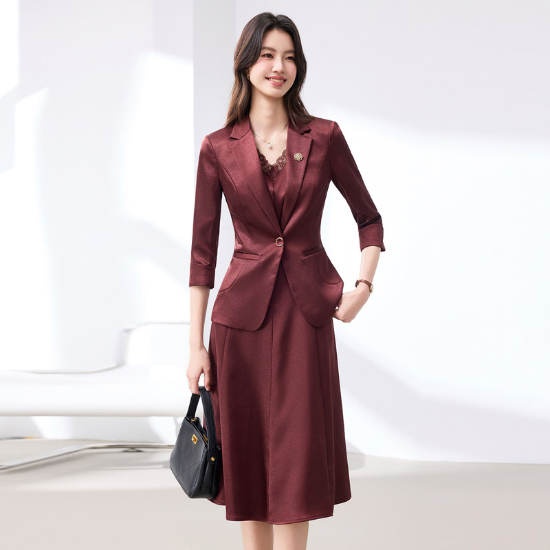 高端时尚气质女神范中袖西装外套女2026夏季新款名媛西装连衣裙
