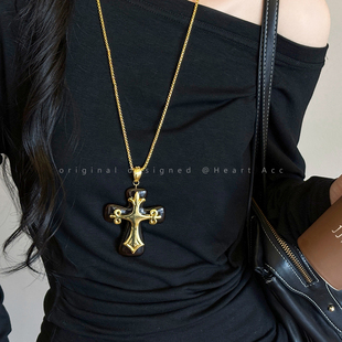 复古十字架吊坠项链女y2k甜酷辣妹长款毛衣链时尚轻奢高级感配饰