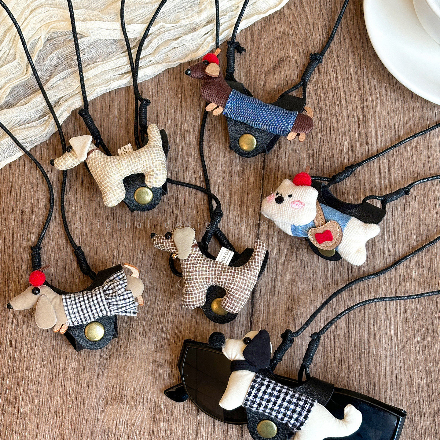 可爱卡通腊肠狗长款墨镜挂绳项链女高级感挂脖便携眼镜夹收纳配饰,饰品/流行首饰/时尚饰品新,项链,淘宝优惠券,粉丝福利购,淘宝优惠卷