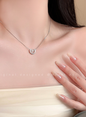 月牙珠珠猫眼石项链女韩系简约ins风锁骨链2025新款气质百搭配饰