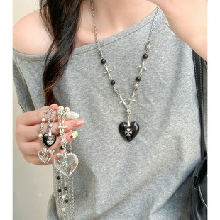 爱心十字架吊坠项链女甜酷辣妹风长款毛衣链ins小众时尚个性配饰