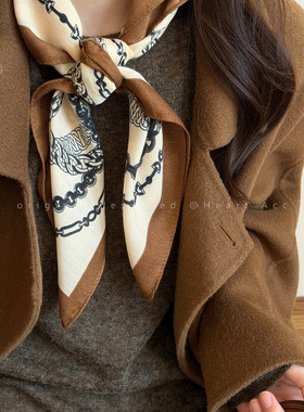 老钱风~棕色锁边印花丝巾女小众高级感百搭方巾多种戴法时尚配饰