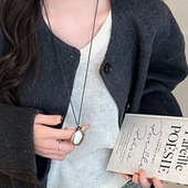 黑绳水瓶吊坠长款 项链女韩系ins风简约百搭毛衣链高级感挂脖配饰