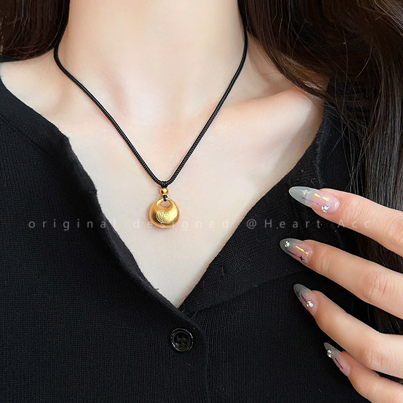 黑色编织葫芦吊坠项链锁骨链