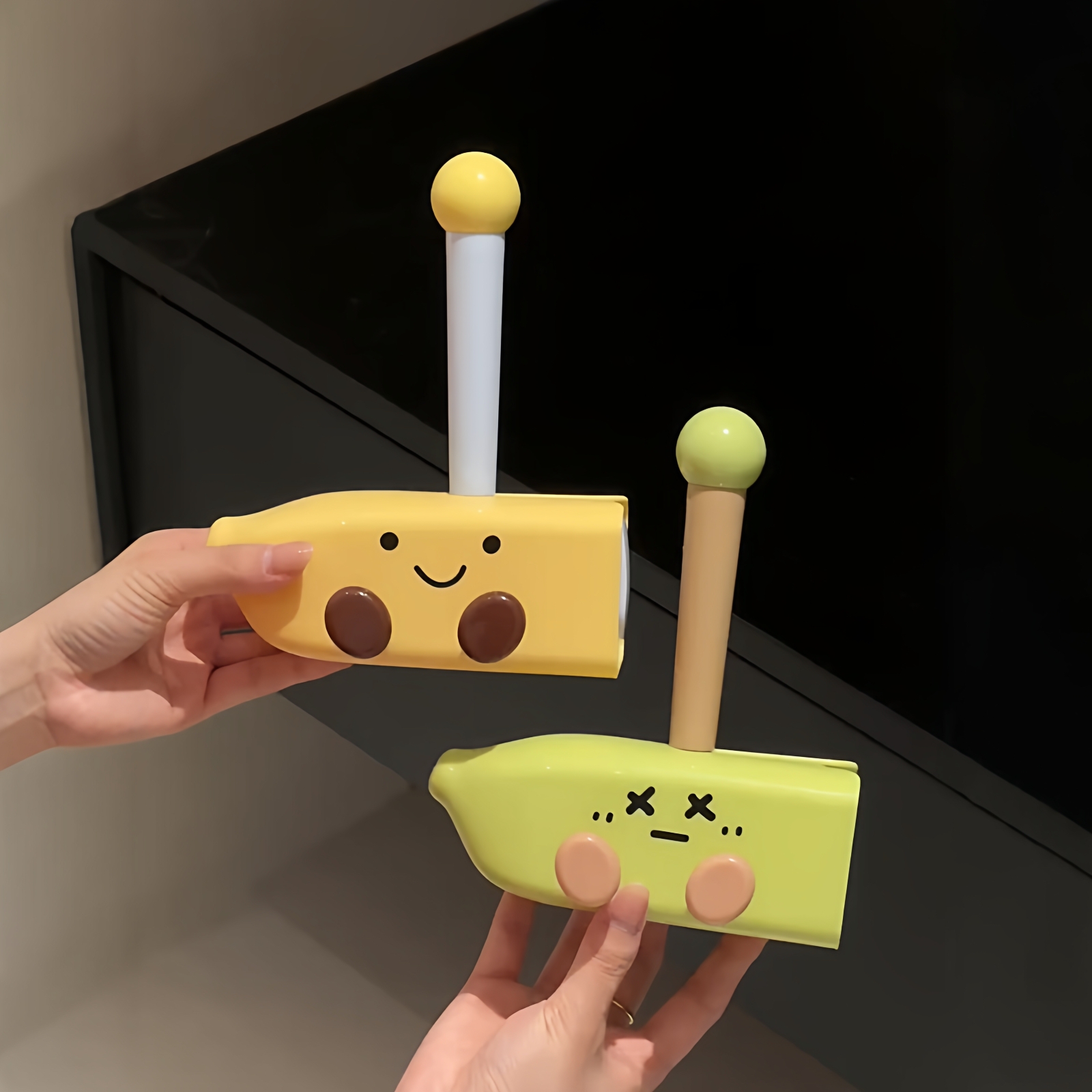 香蕉粘毛器滚筒撕式去猫毛狗毛粘毛器创意衣物沙发除尘粘头发滚刷