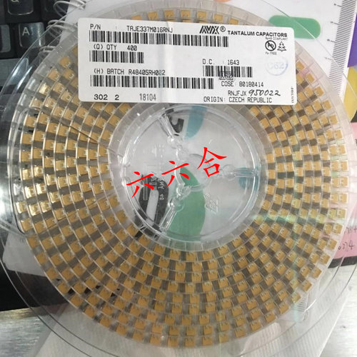 实拍TPSV686M025R0095 25V68UF686E 7361AVX贴片钽电容原装V型