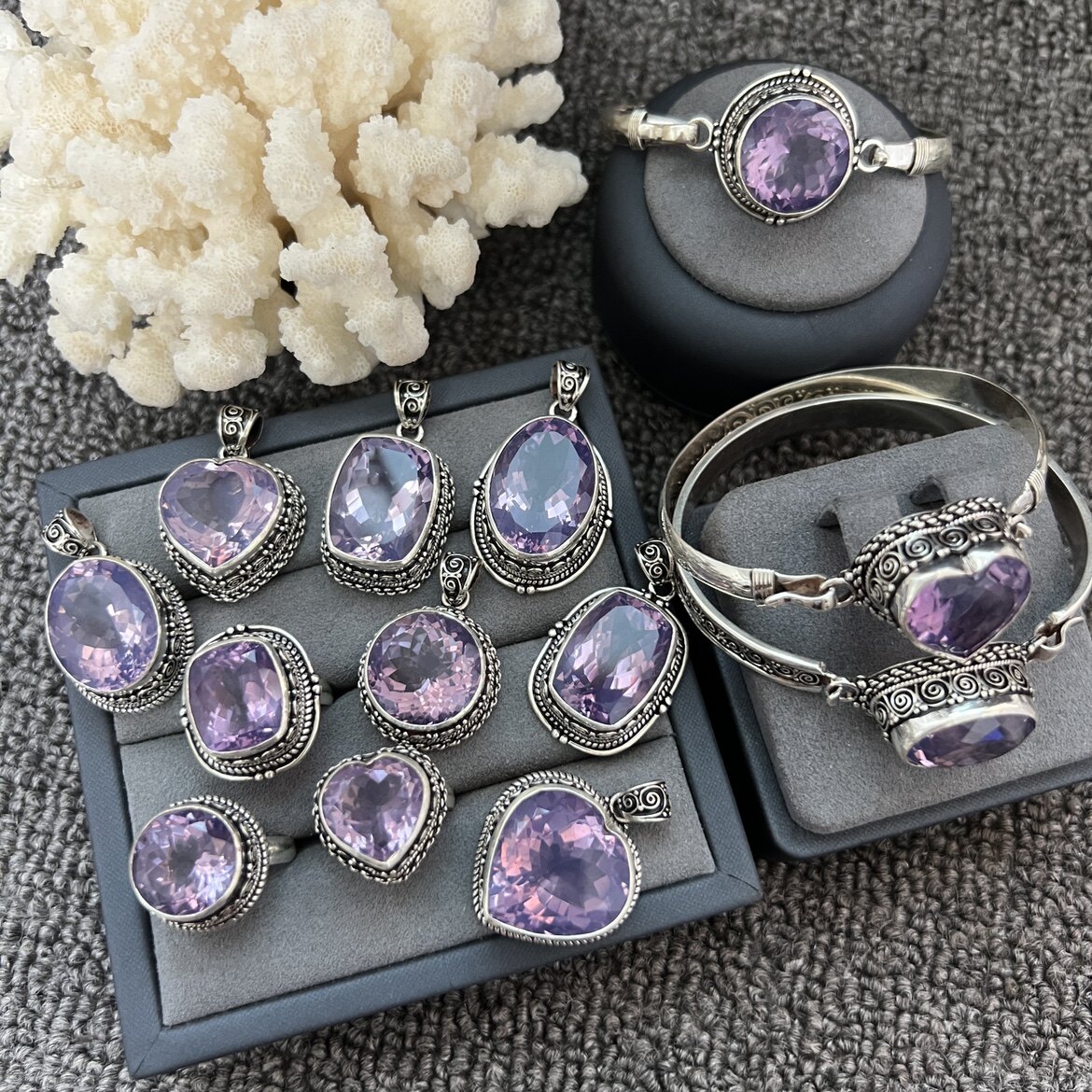 NEPAL HANDMADE  INLAY NATURAL LAVENDER AMETHYST SILVER PENDANT RING SILVER BRACELET