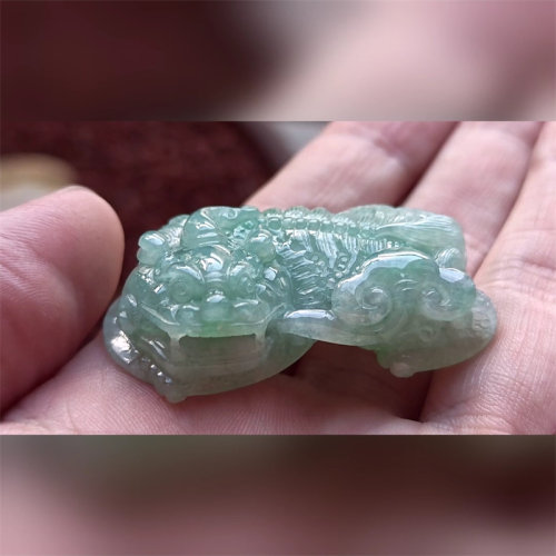 5607翡翠貔貅吊坠男女冰糯种高端玉石器霸王皮丘挂件天然A货