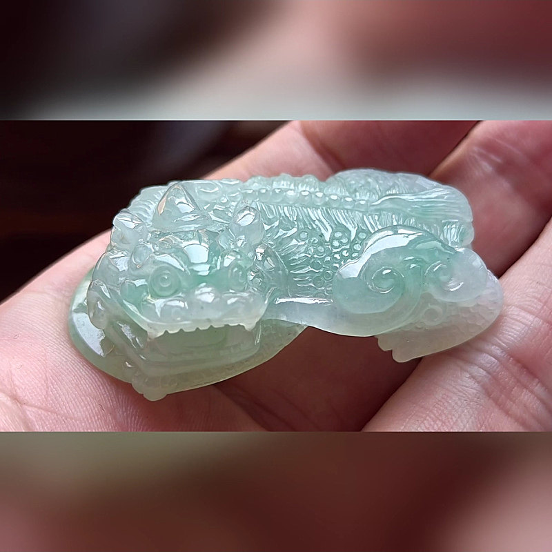 8724翡翠貔貅吊坠男女冰糯种高端玉石器霸王皮丘挂件天然A货招财