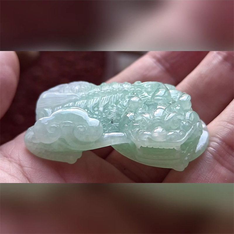 7604翡翠貔貅吊坠男女冰糯种高端玉石器霸王皮丘挂件天然A货