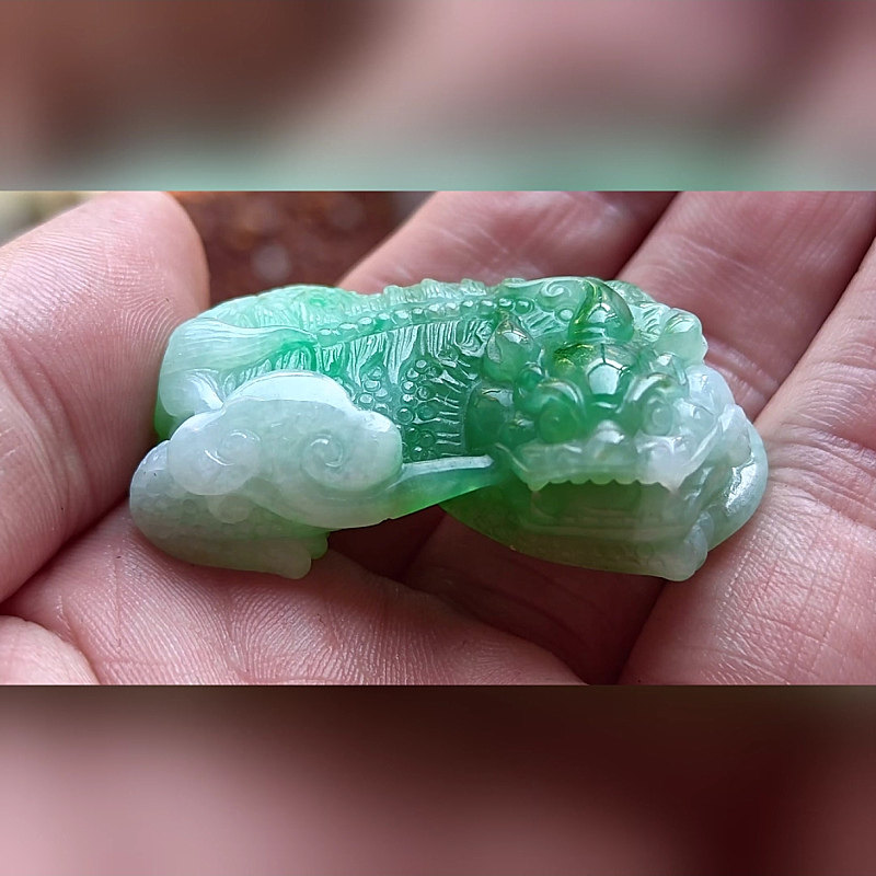 9735翡翠貔貅吊坠男女冰糯种高端玉石器霸王皮丘挂件天然A货招财