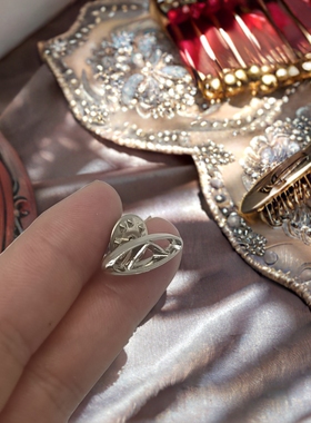 奇瑞车标胸针 合金金属材质 别针设计 潮流配饰 汽车文化限量发售