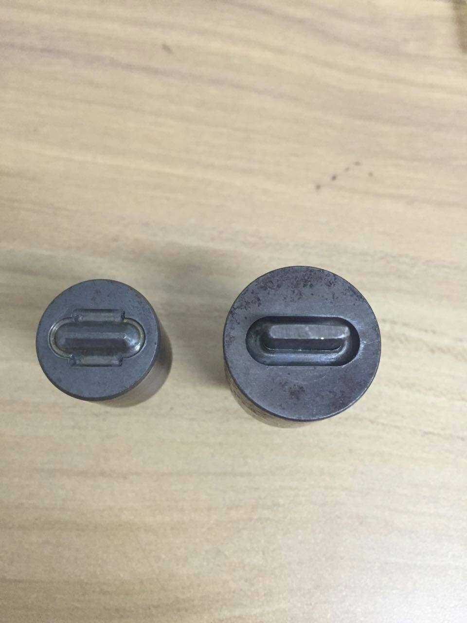 厂家定制优质钢材钉扣模具半自动手压机模具定制异形鸡眼模具