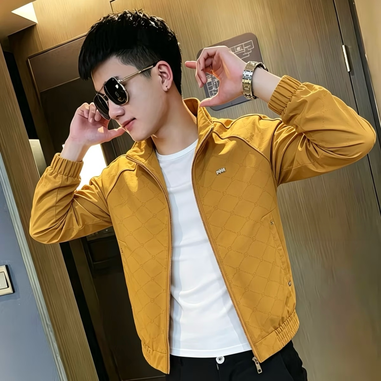 新款气质个性春秋款休闲风男生外套百搭显瘦修身时尚潮流帅气爆款