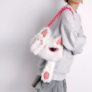 甜酷白色捂脸猫咪包包新品少女心粉可爱苏塔小众毛绒绒腋下斜挎包
