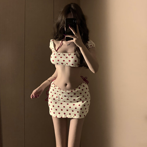 波点分体裙式比基尼泳衣女纯欲