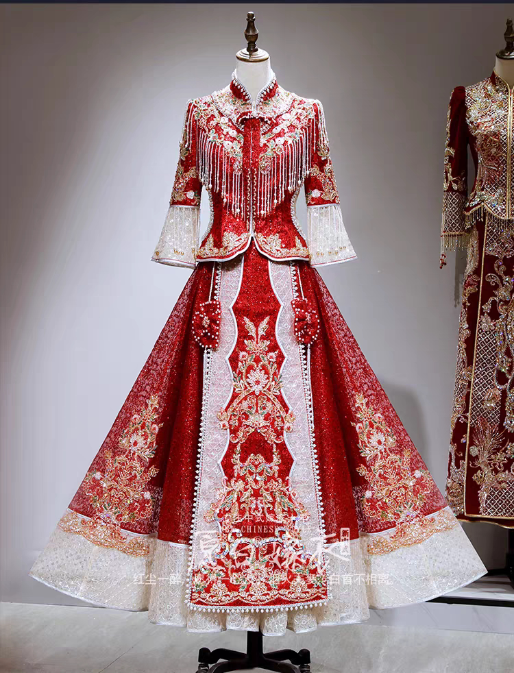 出租显瘦V领秀禾服2025新娘结婚服新中式嫁衣重工低领敬酒订婚服图片