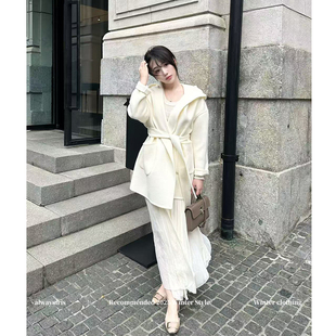 alwaysiris 媛鸢/ 经典款 气质口袋连帽腰带显瘦绵羊毛大衣