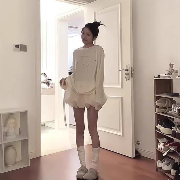 长袖防晒T恤女高腰蓬蓬花苞短裙