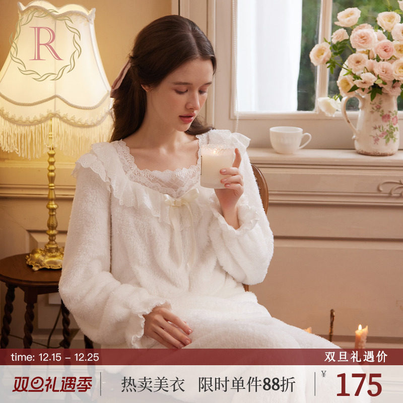 RoseTree少女花边法兰绒套头套装