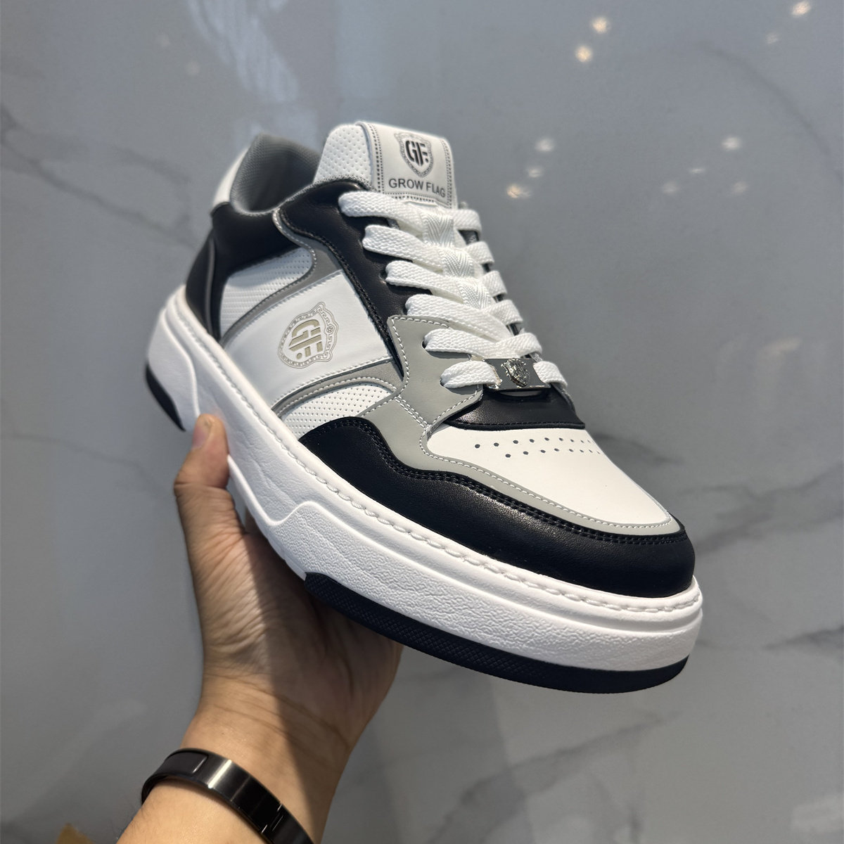系带板鞋时尚休闲男鞋拼色