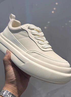 2025秋季新品男鞋ins潮流小白鞋时尚厚底舒适透气百搭真皮休闲鞋