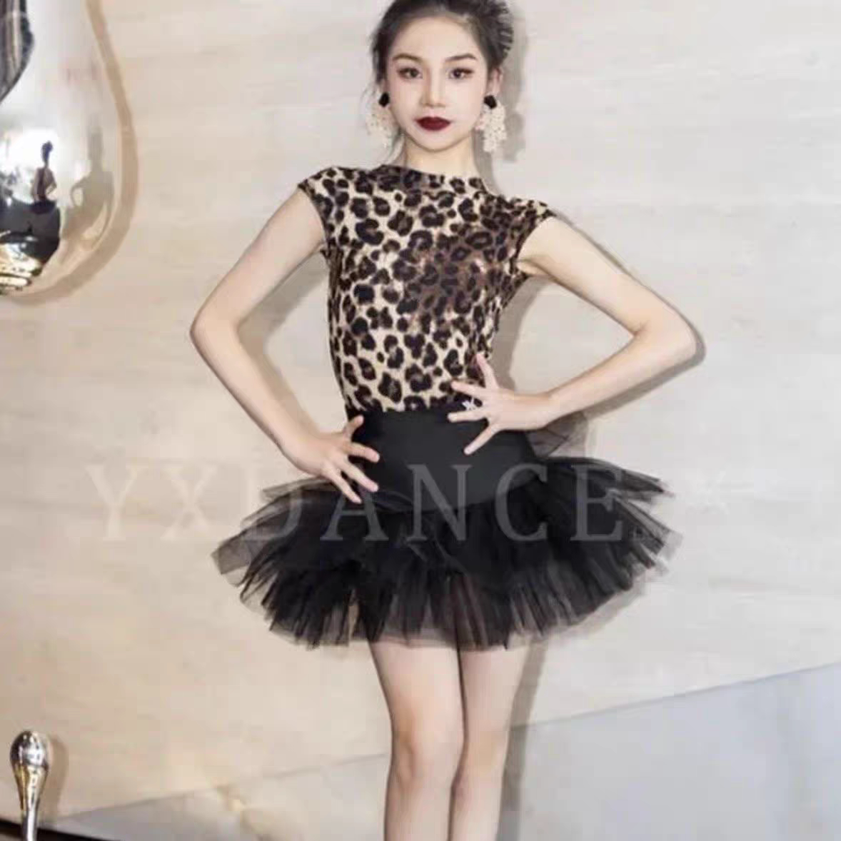 新款少儿拉丁舞女童[ 豹纹 ]练功表演服时尚套装夏季黑多层拉丁裙