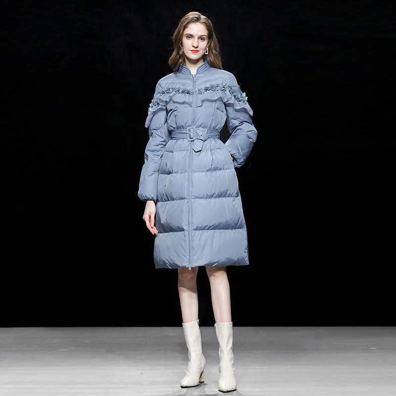 冬季2025新款女装雾蓝色立领中长款白鸭绒羽绒服加厚收腰过膝