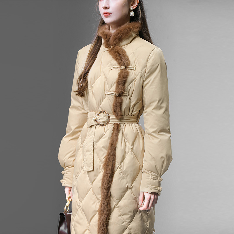 2025冬季新款立领兔毛撞色设计国风提花收腰长款灯笼袖羽绒服外套