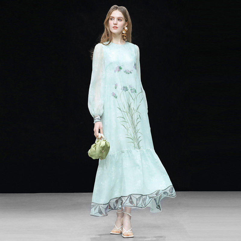 2026春季新款时尚气质清冷感仙气长裙优雅宽松版印花连衣裙女装