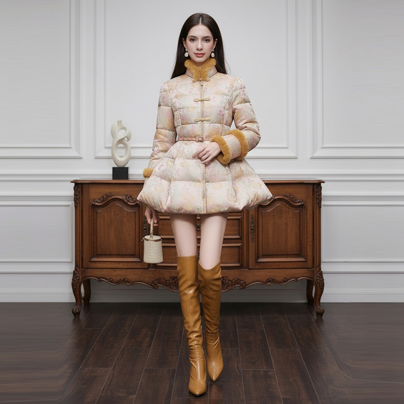 2025年冬季新款高领长袖收腰A字中长款国风提花羽绒服外套