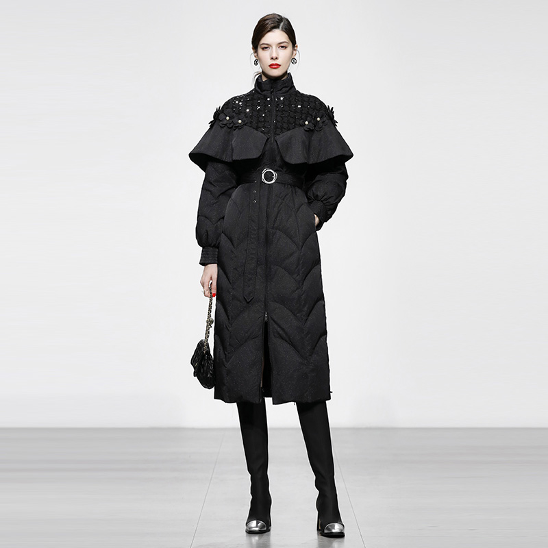 2025冬季新款时尚气质设计感拼接手工立体花系带闪光星河羽绒外套