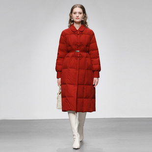 2025冬季新款时尚千金风娃娃领撞色盘扣设计感加厚提花羽绒服外套