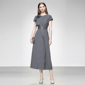 2026夏季新款气质优雅一字领立体花荷叶边收腰A摆长款连衣裙