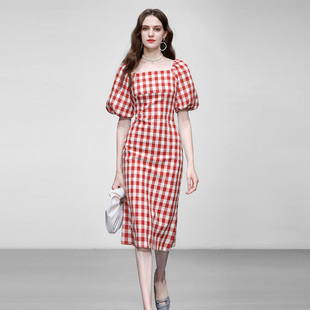 修身 夏季 甜美减龄红白格纹泡泡袖 2026新款 收腰显瘦连衣裙长裙 女装
