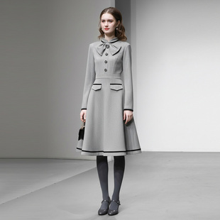 千金风蝴蝶结设计长袖 时尚 收腰A字大摆中长连衣裙女 新款 2025冬季