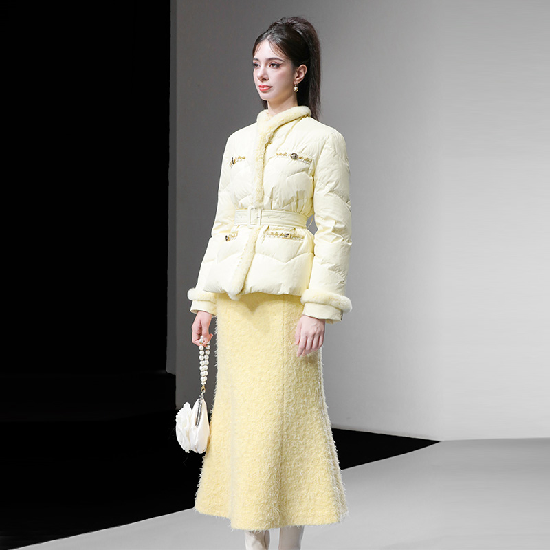2025冬女装时尚优雅收腰显瘦兔毛短款羽绒服外套保暖鱼尾半裙