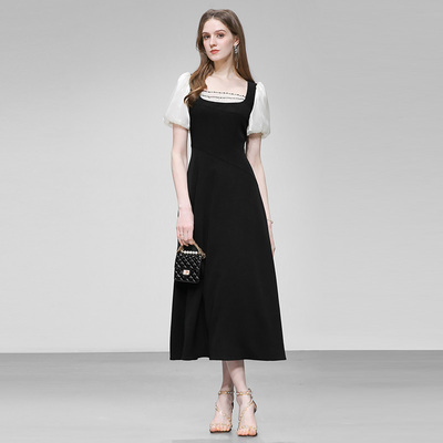 2025夏季新款时尚赫本风撞色拼接方领收腰显瘦泡泡袖长裙连衣裙女