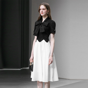 2026夏季新款时尚复古气质蝴蝶结设计感收腰撞色大摆衬衣连衣裙女