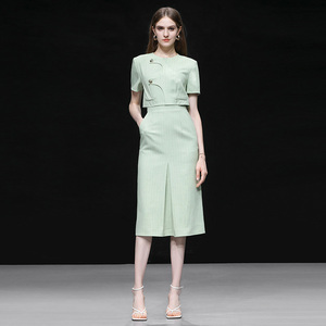 2026夏季新款气质盐系轻熟风西装裙收腰显瘦中长款连衣裙女