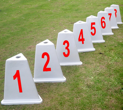 田径比赛训练方形abs8号道次墩